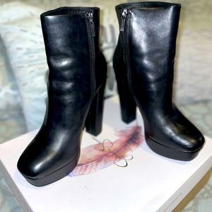 Sexy Black Jessica Simpson Ankle Boots Size 8.5!!!